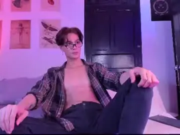 Chaturbate Live Sex Cam of black_skull22