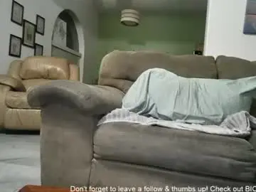 Chaturbate Live Porn of dikdowndaddy