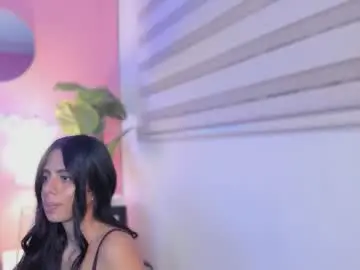 Chaturbate Live Sex Cam of jasmiinn_