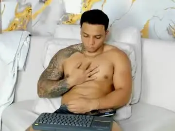 Chaturbate Sex Cam of alan_vitori