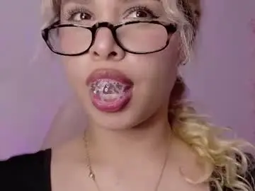 Chaturbate Watch Live Sex Cams of haelycute