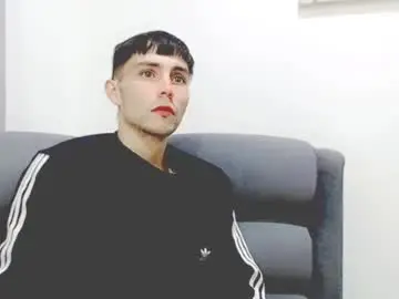 Chaturbate Best live sex cam show of katalinarodriguez_