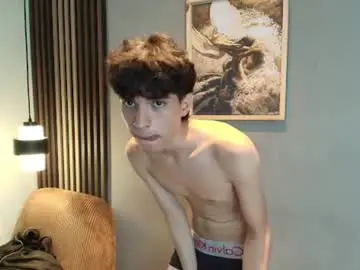 Chaturbate Best live sex cam show of phineas_flynn_
