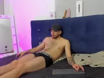Chaturbate Free Live Porn of ari_and_loggan