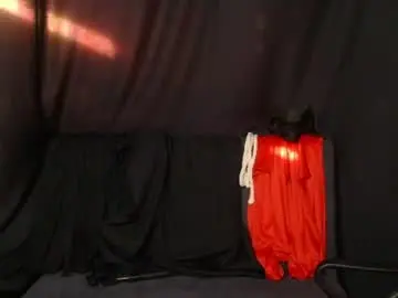 Chaturbate Live Porn of devilwithtats