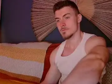 Chaturbate Live Sex Cam of eddieds