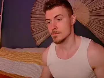 Chaturbate Live Sex Cam of eddieds