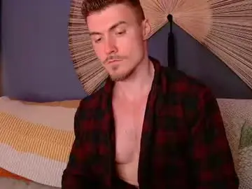 Chaturbate Live Sex Cam of eddieds
