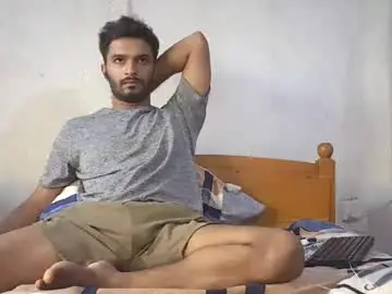 Chaturbate Live Porn of spicybuoy