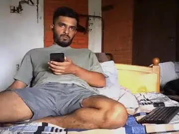 Chaturbate Live Sex of spicybuoy