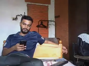 Chaturbate Sex Cam of spicybuoy