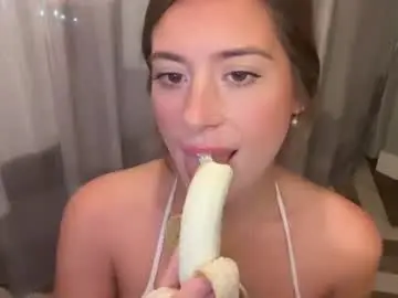 Chaturbate Adult Video Chat of karinaaaxx