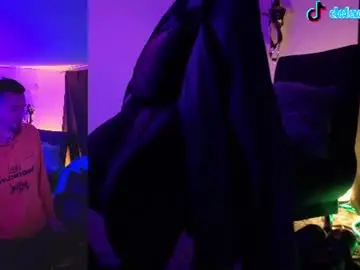 Chaturbate Live Sex of _delacruz911_
