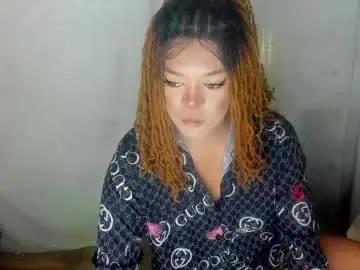 Chaturbate Live Porn of im_ur_hot_ella