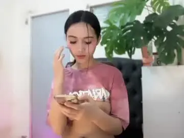 Chaturbate Live Porn of kira_willer