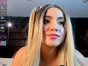 Chaturbate Live Sex Cam of isabellaajoness