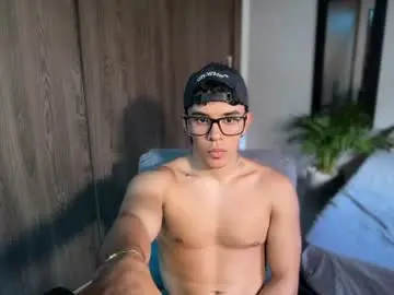 Chaturbate Live Porn of joulianogreco1