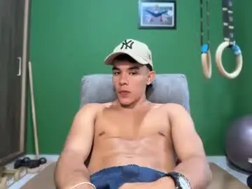 Chaturbate Live Sex Cam of joulianogreco1