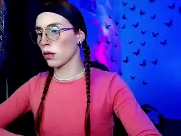 Chaturbate Best live sex cam show of malud_09