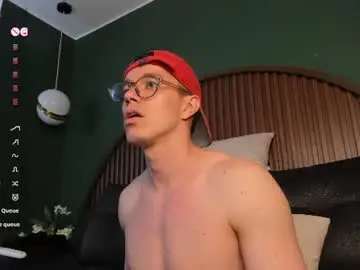 Chaturbate Live Porn of nicolo_damiano