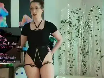 Chaturbate Live Sex Cam of novaharper