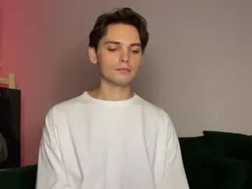 Chaturbate Adult Webcams of oliverlawrence