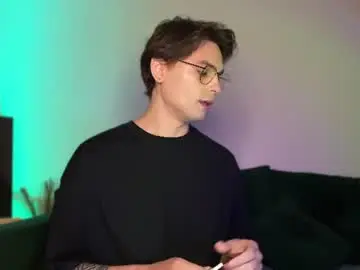 Chaturbate Adult Webcam of oliverlawrence