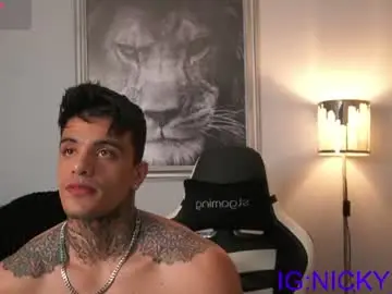 Chaturbate Sex Cam of alan_morrys