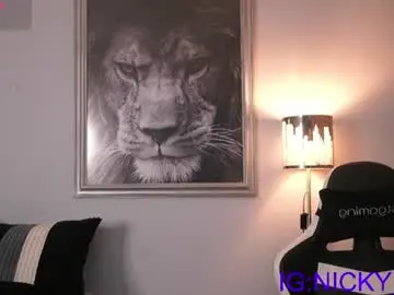 Chaturbate Live Porn of alan_morrys