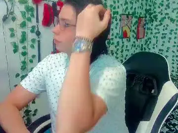 Chaturbate Live Porn of andy_gray01