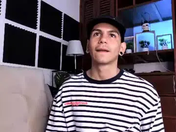 Chaturbate Private Sex Chat of austin_falcon
