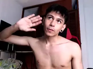Chaturbate Free Live Porn of austin_falcon