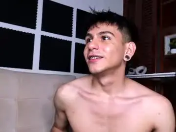 Chaturbate Best live sex cam show of austin_falcon