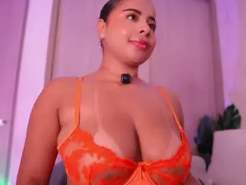 Chaturbate Adult Webcam of emiily_bell
