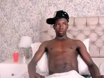Chaturbate Live Sex Cam of smiithboniilla