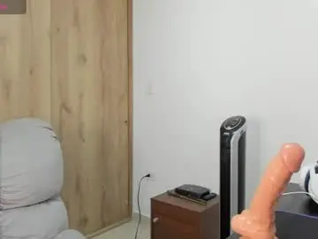Chaturbate Adult Video Chat of xspecialroomx