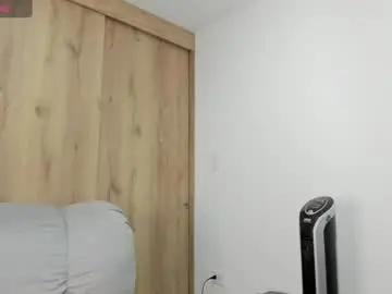 Chaturbate Live Sex Cam of xspecialroomx