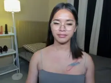 Chaturbate Live Sex Cam of xxbigcockchloexx