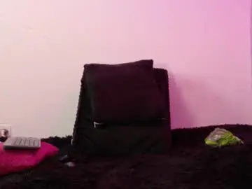 Chaturbate Live Sex of valerysnow_