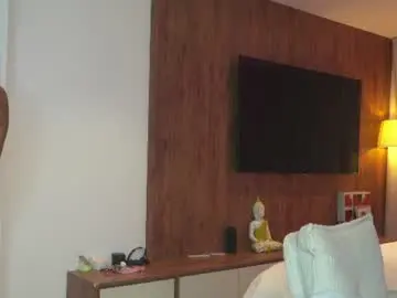Chaturbate Watch Live Sex Cams of camilagomezz