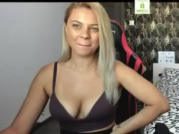 Chaturbate Adult Webcams of carlastacefun