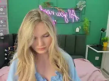 Chaturbate Live Porn of evelineamore