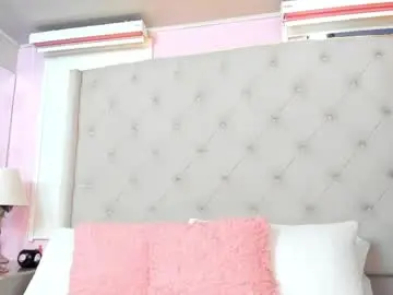 Chaturbate Live Sex Cam of scarlett_leblanc_