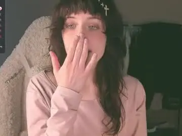 Chaturbate Free Porn Cam of sheeny_shy