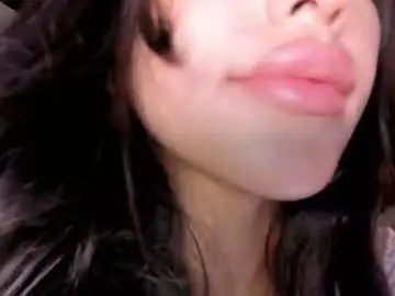 Chaturbate Sex Cam of ella_lee15