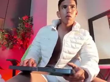 Chaturbate Free Live Porn of lucca_moreti