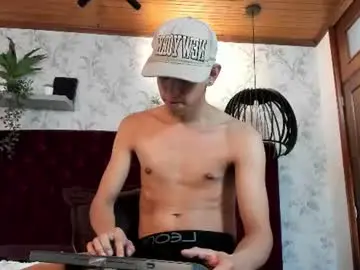 Chaturbate Free Live Porn of lucca_moreti