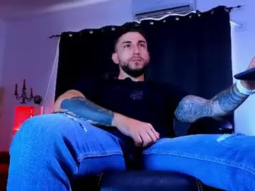 Chaturbate Watch Live Sex Cams of mightyaaron