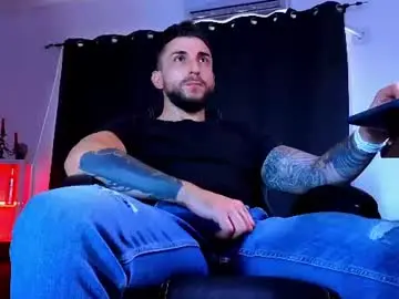 Chaturbate Adult Video Chat of mightyaaron