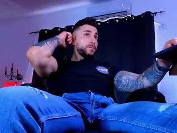 Chaturbate Adult Webcams of mightyaaron